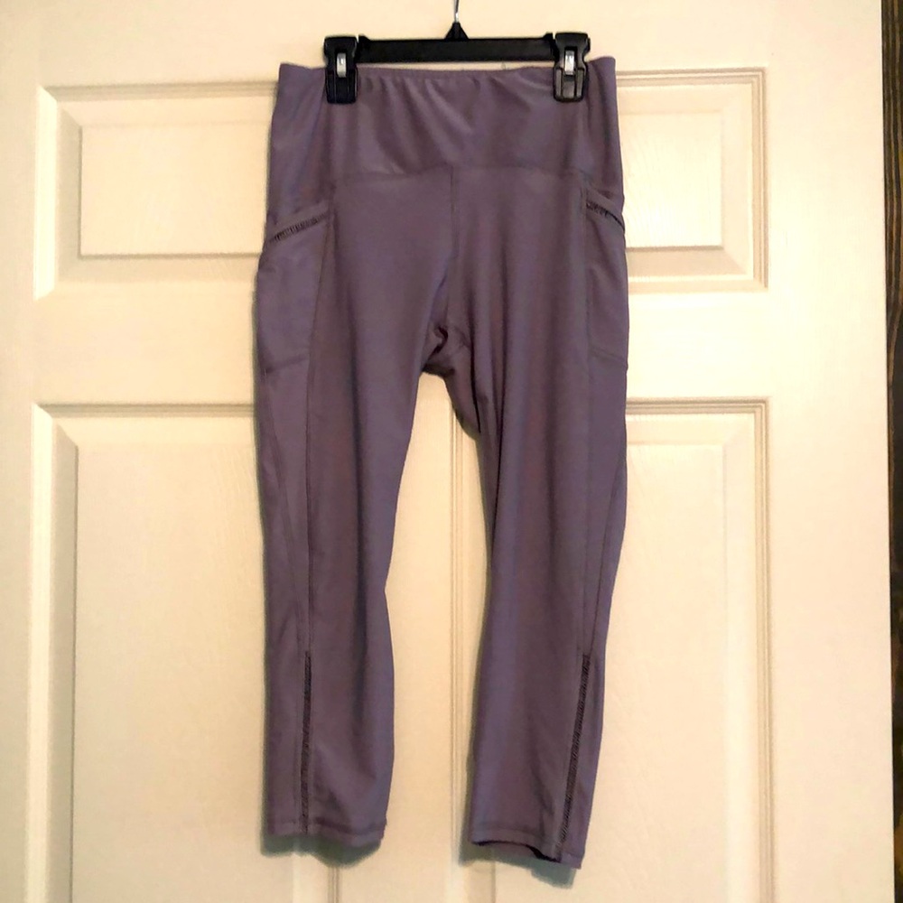 RBX Capri Purple Leggings with Pockets Medium